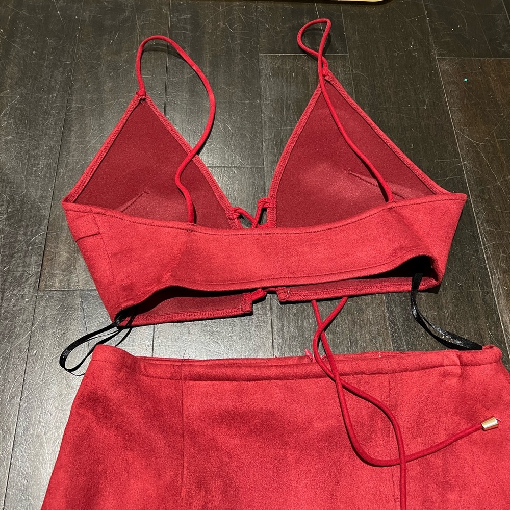 Sabo Skirt Red Two-Piece Set - Picture 5 of 5